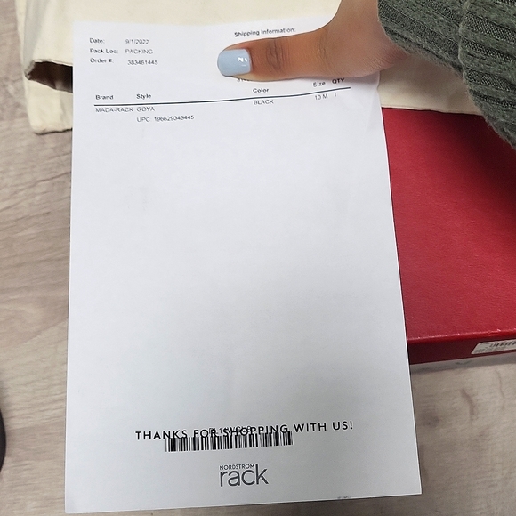 GOYA Black leather Salvatore Ferragamo captoe brogue Oxford. Size 10M US / 33 EU - Picture 8 of 8